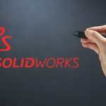 Logo SolidWorks avec une main qui tient un stylet